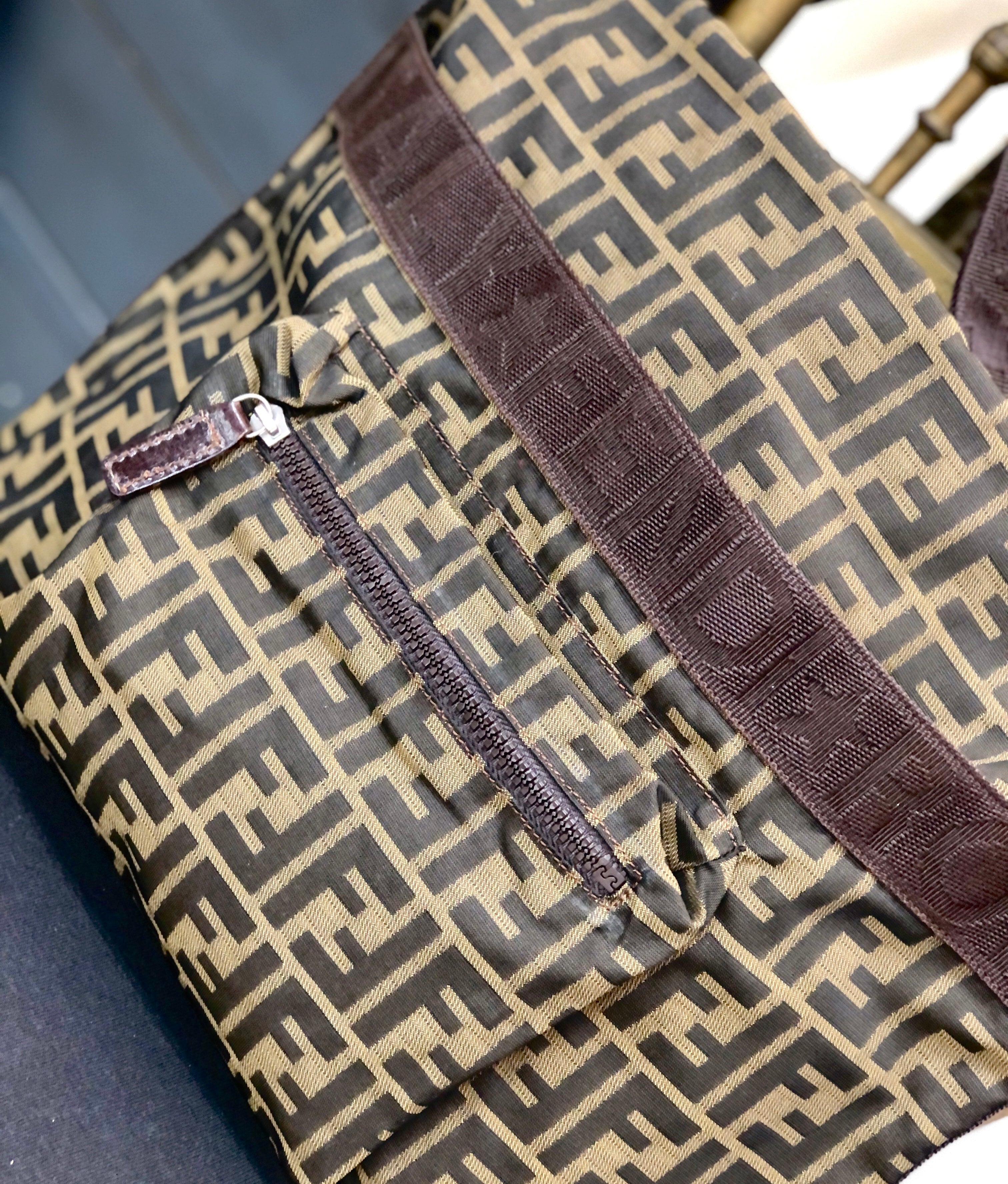 FENDI Zucca Front zipper Jacquard Shoulder bag Brown Vintage